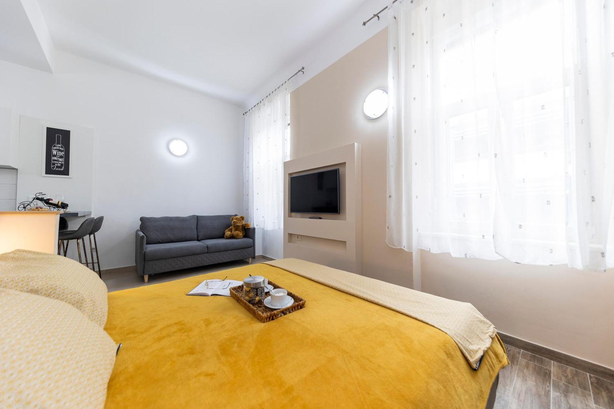 Apartments&Rooms Kolovare Beach Zara Esterno foto